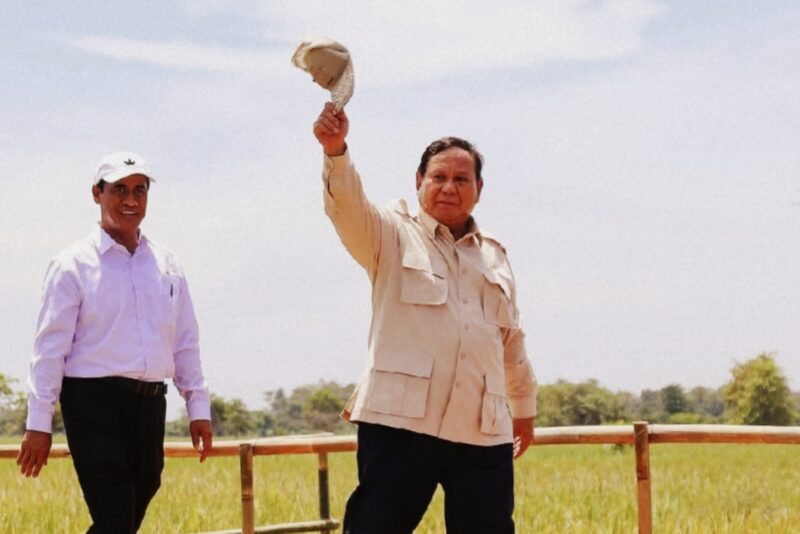 Agriculture Minister Andi Amran Sulaiman and  President Prabowo Subianto. (Instagram @a.amran_sulaiman)